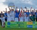Bild: Uschold
Der Jubel kannte keine Grenzen: Der SV Schwarzhofen ist Totopokal-Sieger. Er besiegte am Mittwochabend den SC Katzdorf mit 4:0.