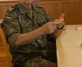 Bild: Eberhard Grein/exb
Diskutierte mit: Brigadegeneral Thomas Hambach (hinter ihm Oberst der Reserve Stefan H. Berger).
