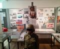 Bild: sne
Die Ausstellung "Für immer in unseren Gedanken - Forever in our thoughts" gedenkt dem Leben und dem Tod der 37 verunglückten US-Soldaten.