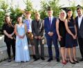 Bild: kal
Die Schul- und Klassenbesten mit ihren Lehrern (von links): Laura Schörner (10 G), Lena Ruppert (10 a ), Sebastian Rothfischer (10 G), Michael Kirsch, Rektor Florian Fuchs, Christine Schmeiler, Laura Böhm (9 G), Rainer Kaleschke, Timi Igbosi (10 a) und Philipp Schlaffer (9G).