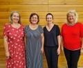 Bild: khg
Strahlende Gesichter nach der feierlichen Verabschiedung (von links): Konrektorin Claudia Neidl, Studienrätin Barbara Ströll-Seegerer, Bettina Rösch und Rektorin Petra Ligensa.