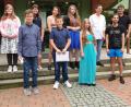 Bild: Stötzner-Schule/exb
Ein Teil der Abschlussschüler der Stötzner-Schule mit Schulleiter Reinhard Kausler (rechts).