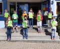 Bild: bö
Die musikalische Früherziehung für dieses Jahr ist abgeschlossen. Zum Schuljahresende gab es Urkunden und ein kleines Geschenk für die erfolgreiche Teilnahme der Kinder.