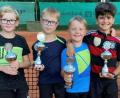 Bild: Werner Stauber
Von Sieg zu Sieg zum Meistertitel: Die U9 des TC Rot-Weiß Auerbach mit (von links) Finn Wiesneth, Valentin Böhm, Emil Eisend und Silas Braun.