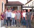 Bild: sei
Johannes Wittmann (Vorne, Dritter von links) führt den Siedlerbund Mantel weiter mit den Stellvertretern Mathias Kohl (rechts) und Harald Steiniger (vorne, Dritter von rechts) an.