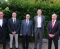 Bild: usc
Sie leiten im neuen Clubjahr die Geschicke der Amberg-Sulzbacher Lions (von links): Präsident Gustl Walleter, Vizepräsident Matthias Hahn, Schatzmeister Hans Fürnkäs, Sekretär Stefan Huber und Past-Präsident Fritz Kammerer.
