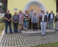 Bild: Kerstin Grüner/exb
Aktuelle und ausgeschiedene Vorstandsmitglieder des Kapellenbauvereins Welluck: (von links) Norbert Grüner, Josef Deinzer, Walter und Gerda Hörmann, Herbert Appl, Marianne Albersdörfer, Hans Lindner, Kerstin Grüner, Baptist Kraus, Karl und Vroni Heberl, Inge Rogner.