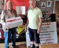 Bild: exb
Manfred Haberzeth zeichnete im Namen der Gewerkschaft BCE Franz Benner für 70-jährige Mitgliedschaft aus.