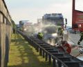 Bild: dob
Die Flammen verwüsteten das komplette Fahrzeug eines tschechischen Autofahrers, der am Donnerstagabend auf der A 6 auf Höhe Kaltenbaum unterwegs war. Die eingesetzten Feuerwehren rückten mit schwerem Atemschutz vor, da sich ein beißender Rauch über den Ort legte.