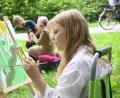 Bild: Gabi Schönberger
13 Kinder schwangen im Max-Reger-Park den Pinsel.