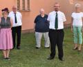 Bild: rgr
Josef Schönberger (Fünfter von links) wurde bei der Neuwahl als erster Schützenmeister bestätigt, wie fast das gesamte Team. Ulla Zintl (Zweite von links) wurde als Damenleiterin gewählt.