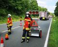 Bild: mde
Während sich der Notarzt um den medizinischen Notfall kümmerte, regelte die Kemnather Feuerwehr den Verkehr auf der B 22.