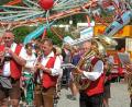 Archivbild: nm
Musikalische Highlights dürfen beim Kirchweihprogramm nicht fehlen. Auch nicht im Pandemiejahr 2021. Am Sonntag kümmert sich die "Blaskapell'n Flossenbürg" um den guten Ton auf dem Ortsplatz.