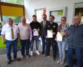 Bild: SV Kauerhof/exb
Jubilarehrung beim SV Kauerhof: (von links) Vorsitzender Herbert Pickel, Willi Haller (40 Jahre) Maximilian Grundler (25 Jahre), Zweiter Vorsitzender Matthias Stadelmann, Julian Polster und Johanna Lösl (beide 25 Jahre) sowie SVK-Schiedsrichter-Urgestein Walter „Jimmy II“ Schimpke (40 Jahre).