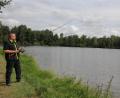 Bild: kro
Andre Röckl beim Angeln am vereinseigenen Weiher.