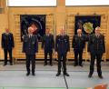 Bild: FFW Flossenbürg/exb
Die Wehr hat zwei neue junge Kommandanten: Daniel Stahl (Dritter von rechts) und Andreas Hopf (rechts); mit im Bild Kreisbrandmeister Alfons Huber, der Vertrauensmann Johannes Helgert, der dritte Kommandant Walter Fischer, der Vorsitzende Ulrich Krapf und Bürgermeister Thomas Meiler (von rechts).