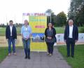 Bild: Kunz
Die FDP geht selbstbewusst in den Bundestagswahlkampf. Von links: Bürgermeister Reinhold Wildenauer, Landtagsabgeordneter Christoph Skutella, Direktkandidatin Silke Klotz, Sandra Pauly und Bundestagsabgeordneter Thomas Hacker.