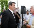 Bild: Wolfgang Steinbacher
Trotz großer Ähnlichkeit: Nicht Ministerpräsident Markus Söder war der Überraschungsgast beim Ehrenabend für Alois Karl (links), sondern Kabarettist Wolfgang Krebs.
