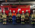 Bild: Johannes Werner/exb
Acht Feuerwehranwärter schlossen die Modulare-Trupp-Ausbildung ab. Im Bild (von links): Kreisbrandmeister Roland Frank, Max Trottmann, Sebastian Reimann, Frederik Römer, Agnes Neuner, Henrik Haulena, Julia Bäuml, Paul Kasseckert und Ramona Gleixner.