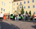 Bild: heb
Die für 25 Jahre Geehrten, verabschiedete Kolleginnen und Fachtherapeutin Fröhlich (von links): Pflegedienstleiterin Cordula Köhler, Christa Schmid, Ingrid Schmaus, Angela Ziegler, Liane Röckl, Rosmarie Reinfelder, Fachtherapeutin Nicole Fröhlich, Christina Ritz, Manuela Hager, Geschäftsführer Rainer Schmid, Gertraud Rath und Rosa-Maria Röckl.