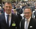 Archivbild: Rosner/exb
Ein Bild mit großem Erinnerungscharakter: Reiner Meier (rechts) und Huberth Rosner waren 2017 in Berlin bei der Wahl des Bundespräsidenten Frank-Walter Steinmeier dabei. Im September kandidieren die beiden Tirschenreuther für den Bundestag.