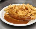 Bild: Petra Hartl
Currywurst mit Pommes - ein Kantinen-Klassiker: