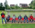 Bild: lei
Dass die Fußballer künftig bei Wind und Wetter gut geschützt sind, freut (von links) 2. SC-Vorsitzenden Herbert Herbst, Frankenpfalz-Umsetzungsmanagerin Verena Frauenknecht, SC-Vorsitzenden Norbert Neidel, Frankenpfalz-Vorsitzenden und Auerbacher Bürgermeister Joachim Neuß, Hirschbachs Bürgermeister Hermann Mertel, SC-Kassier Jürgen Leißner und SC-Beisitzer Eric Neidel.