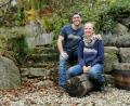 Bild: Portner
Sonja und Volker Seebauer fühlen sich in ihrem Naturgarten sehr wohl.