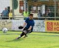 Archivbild: gb
In der zweiten Runde des bayerischen Verbandspokals empfängt der SV Mitterteich am Dienstag den Regionalligisten SC Eltersdorf. In der Quali-Runde gegen Bayernligist DJK Don Bosco Bamberg (5:4 nach Elfmeterschießen) war SVM-Torwart Dominik Pautsch mit zwei gehaltenen Elfmetern der Held.