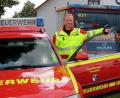 Bild: jma
Der stellvertretende Leiter der Ehrenamtlichen von der Ursensollener First-Responder-Gruppe, Andreas Färber, vor dem in die Jahre gekommen Einsatzfahrzeug.