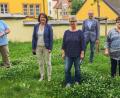 Bild: exb
Wollen das Angebot der Gemeinschaft „Generation Hand in Hand e.V.“ in Kastl bekannter machen: Bürgermeister Hans Walter, Seniorenbeauftragte Elisabeth Streng, GeHiH-Ansprechpartnerin Elisabeth Gottsche, GeHiH-Vorsitzender Karl Lorenz, Seniorenbeauftragte Monika Fralix und GeHiH-Ansprechpartner Joachim Sertl (von links).