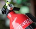 Symbolbild: Christin Klose / dpa
Das beherzte Eingreifen eines Rentners in Amberg hat bei einem Brand größere Schäden verhindert.