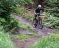 Symbolbild: Daniel Karmann/dpa
Mountainbiken auf Trails ist zur Trendsportart geworden. Auch im Landkreis Neustadt/WN sollen nun attraktive Routen entstehen.