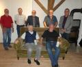 Bild: rn
Zum Ehrenbeirat ernennt Karlheinz Keck (vorne, von links) Max Habith und Alfred Albersdörfer. Dieter Kies (rechts) zeigt sich dankbar, dass es mit (von links) Josef Prunhuber, Alfons Müller, Karlheinz Keck und Matthias Haberberger noch Menschen gibt, "die mit ihrem Ehrenamt das Leben auf dem Land attraktiv und lebenswert gestalten".