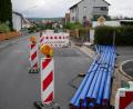 Bild: hmr
Stadteinwärts wird der Verkehr in der Pfaffenreuther Straße derzeit ab der Flurstraße mit einer Einbahnstraßenregelung an der Wasserleitungsbaustelle vorbeigeleitet.