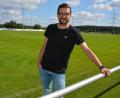 Bild: jr
Der Fußballplatz ist sein Lieblingsplatz: Das und noch viel mehr verrät im Interview Maximilian Siller, Vorsitzender des TSV Konnersreuth und Inhaber des gleichnamigen Malerbetriebs in Mitterteich.