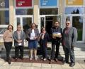 Bild: stn
Dolmetscherin und Koordinatorin Anna Sudova (von links), ehemalige Konrektorin und Dolmetscherin Maria Zemanova, Kordinatorin Silke Forster, Konrektorin Christa Walbrunn, MGR Daniel Koblen und Rektor Gerhard Steiner feiern die Partnerschaft.