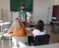 Bild: StDin Beyer/exb
Jan wiederholt mit seiner Gruppe Lateinvokabeln und Grammatik.