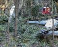 Archivbild: rti
Mitten im Wald, zwischen Rosall und Ottengrün, stürzte am 17. Juni 2021 ein Motorsegler ab. Der 59-jährige Pilot, der am Morgen in der Nähe von Erfurt gestartet war, konnte sich mit dem Fallschirm retten. Jetzt liegt der erste Zwischenbericht der Bundesstelle für Flugunfalluntersuchung in Braunschweig vor.