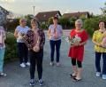 Bild: wee
Bei einem kleinen Sommerfest ehrte Vorsitzende Elisabeth Weidner langjährige Mitglieder und verabschiedete Marga Lindner sowie Hildegard Klinger aus der Vorstandschaft.
