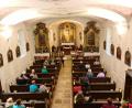 Bild: sne
Mehr Sein als Schein: Viele Geschichten über Grafenwöhr gibt es in und um die St.-Anna-Kirche auf dem Annaberg zu entdecken.