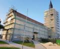 Bild: gm
Die eingerüstete Nikolauskirche in Pittersberg.