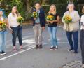 Bild: njn
Rektorin Sabine Graser (links) und Konrektorin Beate Koch (rechts) mit den neuen Lehrern an der Grund- und Mittelschule Erbendorf Birgit Lang-Riebl, Eva Gleißner, Albert Neiser, Julia Baumann und Julia Baumann. Nicht auf dem Bild Dominik Schinner.