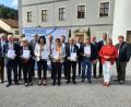 Bild: Bayerischer Fußballverband
Die Geehrten aus dem Fußballkreis Schwandorf/Cham mit Funktionären aus dem Fußballbereich.
