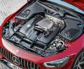 Bild:  Mercedes-Benz AG/dpa
Höchste Dynamik als Ziel: Der Mercedes-AMG GT 63 S E Performance kombiniert einen potenten V8-Biturbomotor mit einem Elektromotor. Die rein elektrische Reichweite des Plug-in-Hybriden fällt aber mit maximal zwölf Kilometern bescheiden aus.