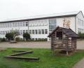 Bild: e
Das Grundschulgebäude (weiß) wird in ein paar Jahren anderes Aussehen haben.