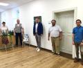 Bild: Gemeinde Kastl/exb
Zweite Bürgermeisterin Michaela Veigl, Geschäftsleiter Reinhard Herr, Wirtschaftsförderer Dr. Volker Höcht, Bürgermeister Hans Walter und weiterer Stellvertretender Bürgermeister Marco Streng (von links) trafen sich zum Gedankenaustausch.