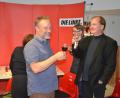 Bild: Kunz
Prost! Ali Zant (links) und Christian Weidner stoßen am Abend der Bundestagswahl 2021 an.