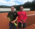 Bild: Benner/exb
Michael Benner (links) gewann das Enspiel gegen, Michael Arnold.