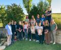Bild: Kathrin Ziegler/exb
Im Bild die Jugendgruppe Lollipop mit den "Neuen" und "Alten" Kindern, sowie den Gruppenleitern Kathrin Ziegler, Christina Beer und Pater John.